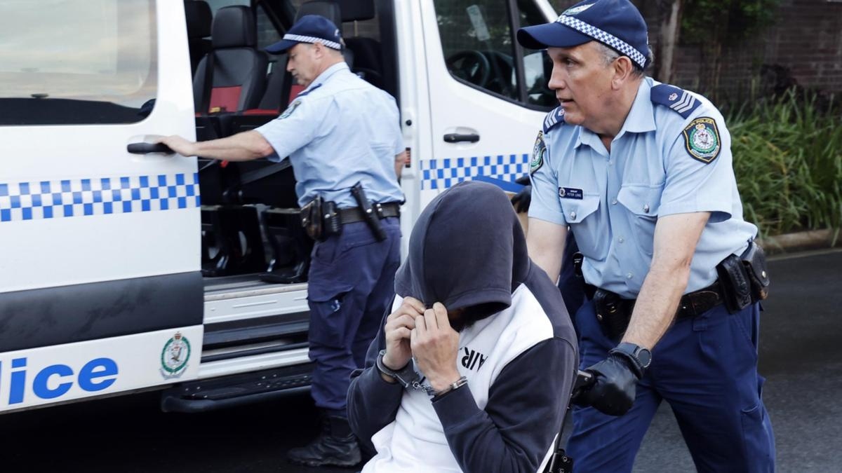 Australia bắt gần 1.000 người trong chiến dịch trấn áp tội phạm có tổ chức