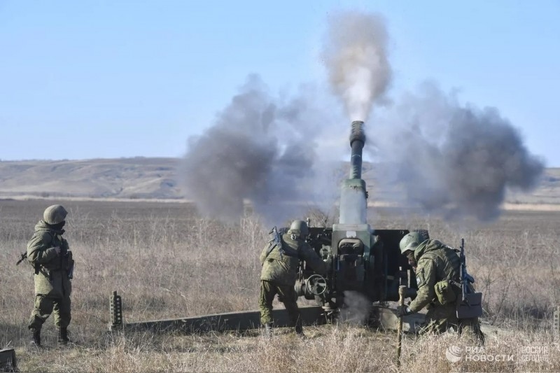 Nga dội mưa hỏa lực vào trạm chỉ huy của Ukraine ở Donetsk