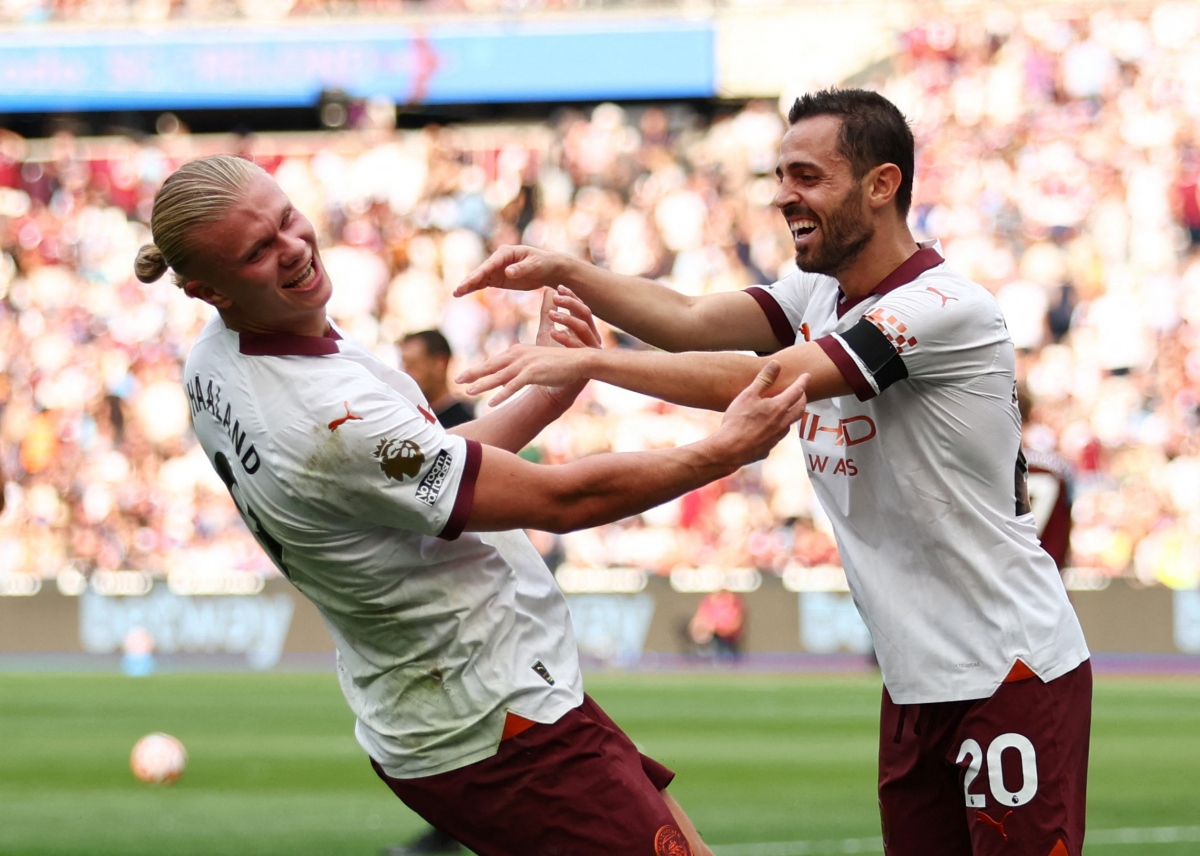 Đánh bại West Ham, Man City nối dài mạch toàn thắng ở Ngoại hạng Anh