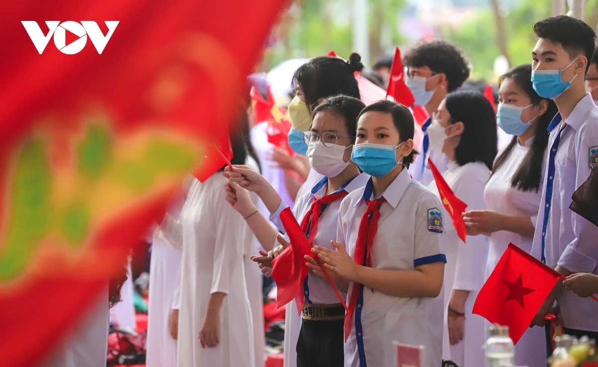 Sáng nay (5/9), hàng triệu học sinh cả nước hân hoan khai giảng năm học mới