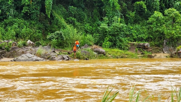 Lội qua suối để vào rẫy gặt lúa, người phụ nữ ở Quảng Nam bị lũ cuốn thiệt mạng