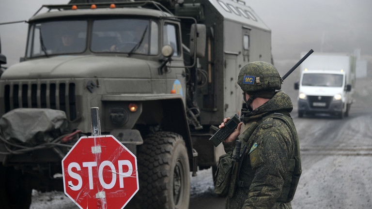 Lực lượng gìn giữ hòa bình Nga bị tấn công tại Nagorno-Karabakh