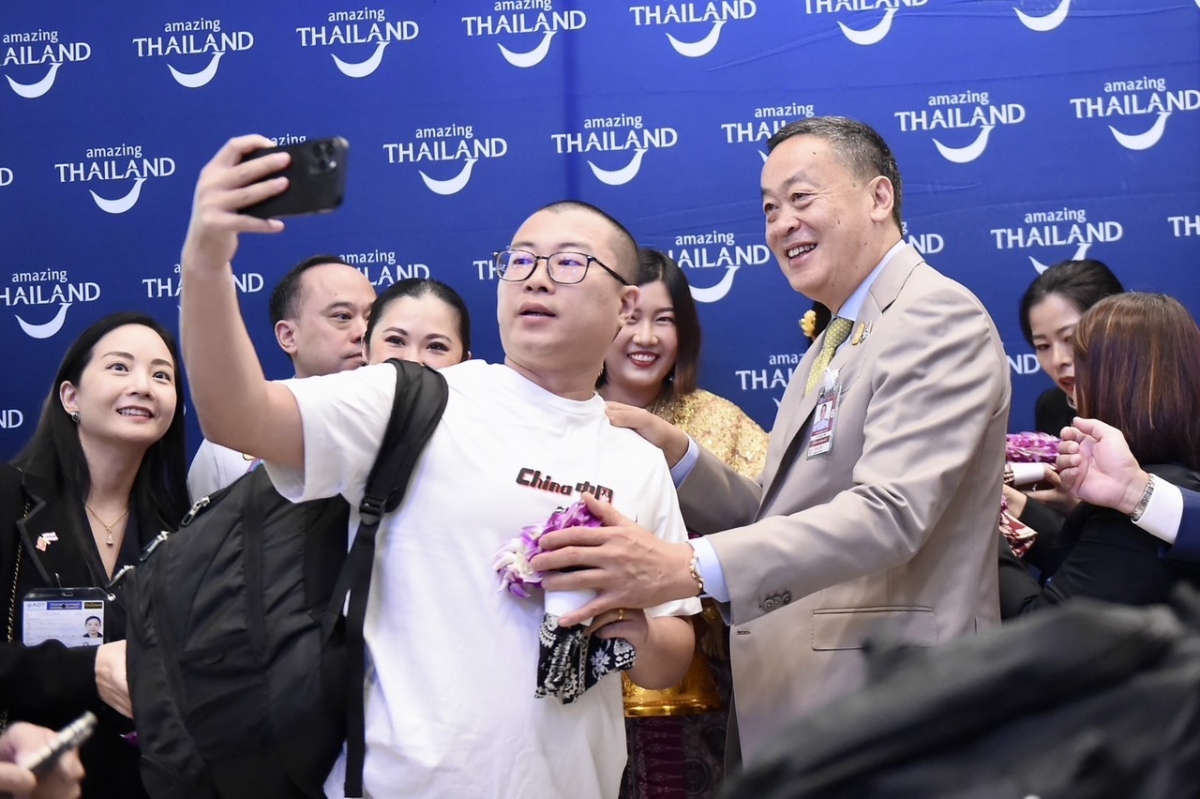 Thái Lan đón đoàn du khách Trung Quốc đầu tiên được miễn visa