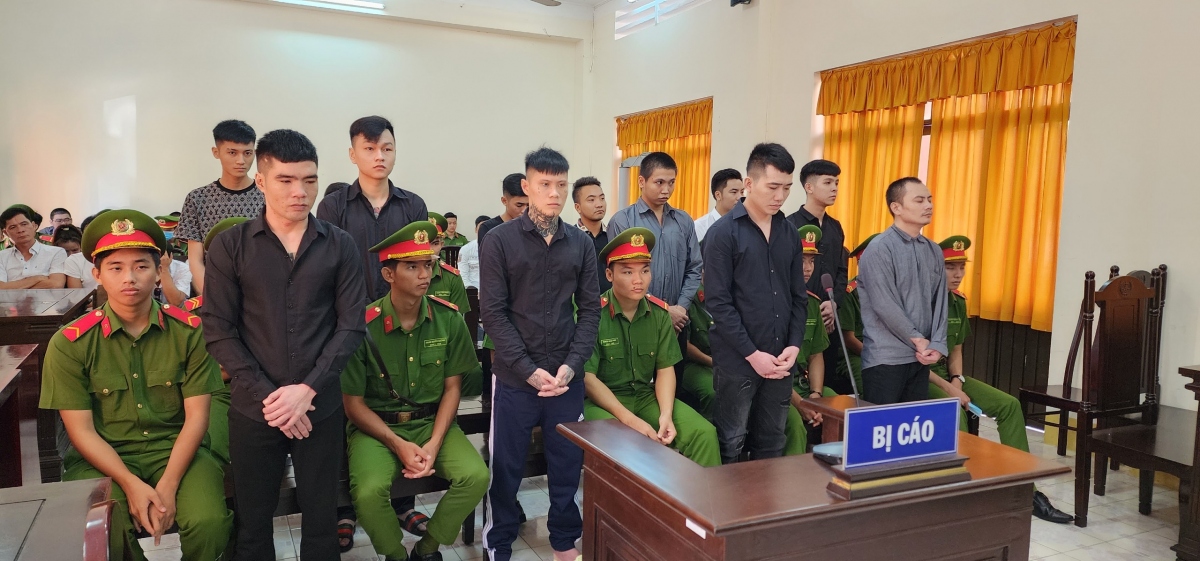Phạt tù 12 thanh niên hành xử theo kiểu giang hồ ở Phú Quốc