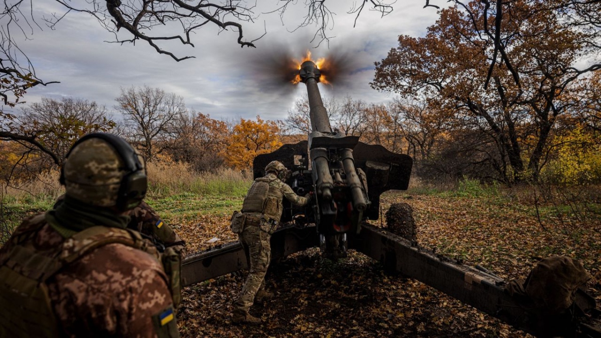 Nga siết chặt vòng vây hỏa lực, tập kích ồ ạt trạm kiểm soát và pháo binh Ukraine
