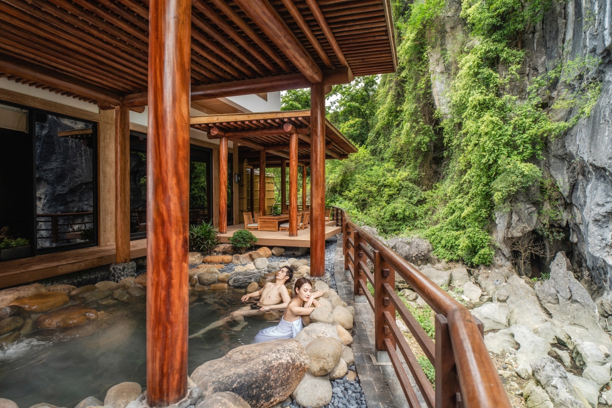 Một phong cách nghỉ dưỡng tắm onsen mới tại Quảng Ninh mang tên Yama Villa