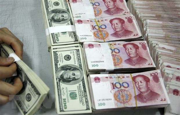Đồng nhân dân tệ Trung Quốc giảm xuống mức kỷ lục so với đồng đô la Mỹ
