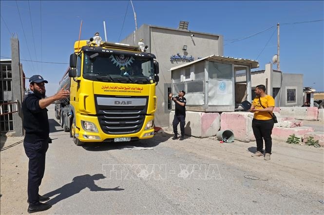 Israel sẽ mở lại cửa khẩu chính vận chuyển hàng hóa vào Dải Gaza