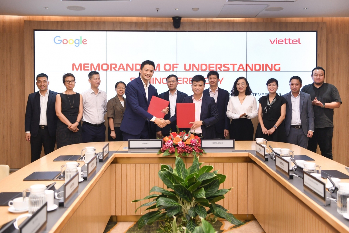 Viettel hợp tác với Google chuyển đổi số lĩnh vực giáo dục và điện toán đám mây