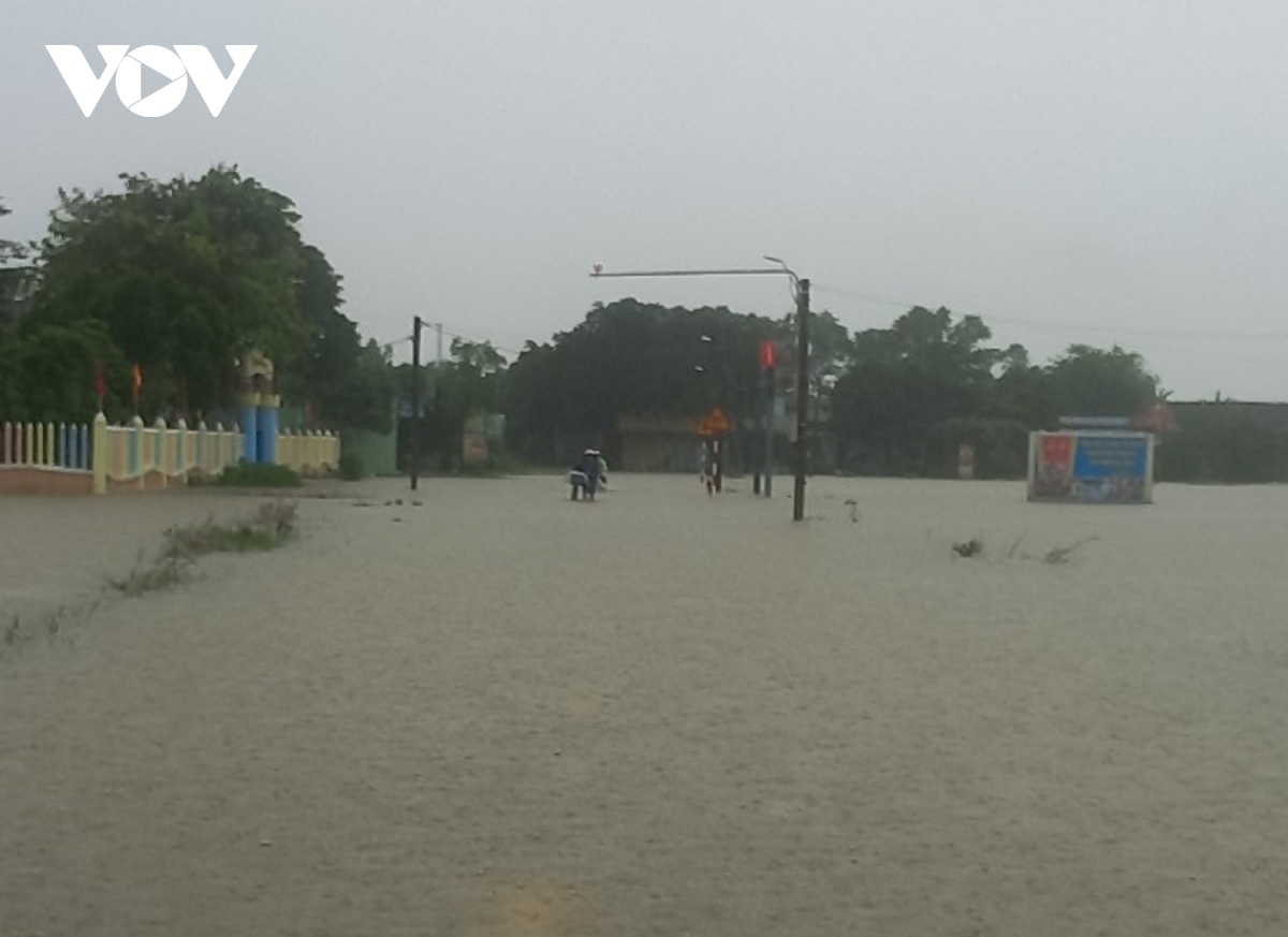 Hôm nay (14/10): Từ Quảng Bình đến Quảng Ngãi có mưa to đến rất to