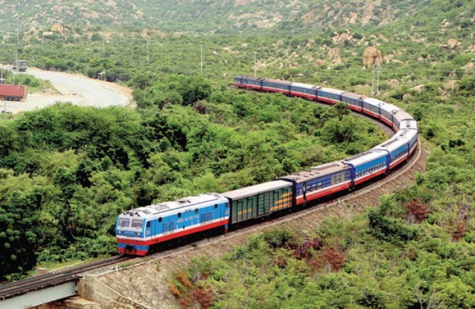 Cấp thiết nâng cấp tuyến đường sắt Côn Minh - Lào Cai - Hà Nội - Hải Phòng