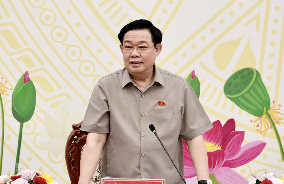 Chủ tịch Quốc hội Vương Đình Huệ làm việc với lãnh đạo tỉnh Sóc Trăng
