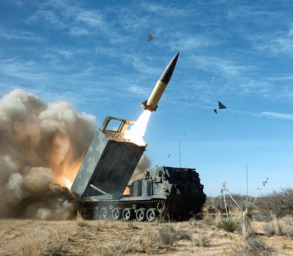 “Bắt thóp” điểm yếu của tên lửa ATACMS Mỹ vừa cung cấp cho Ukraine
