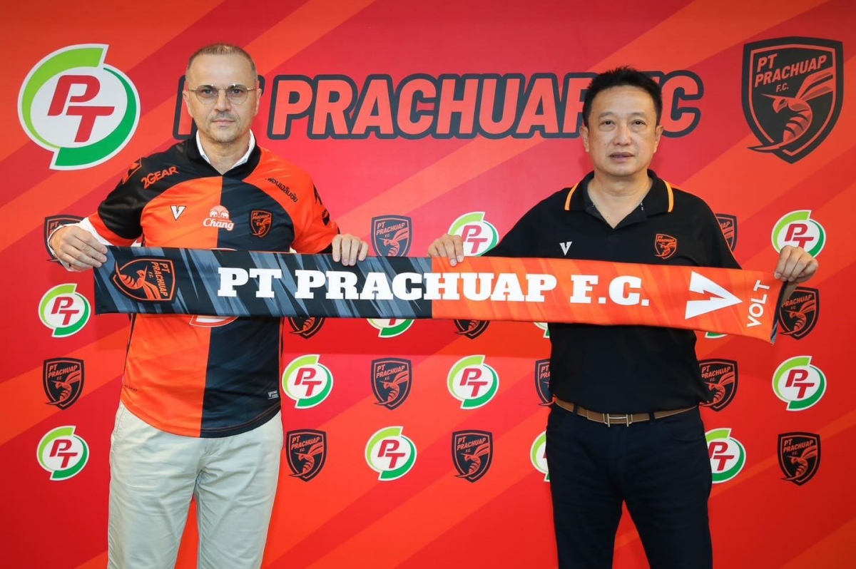 HLV Bandovic trở lại Thái Lan cầm quân sau khi bị Hà Nội FC sa thải