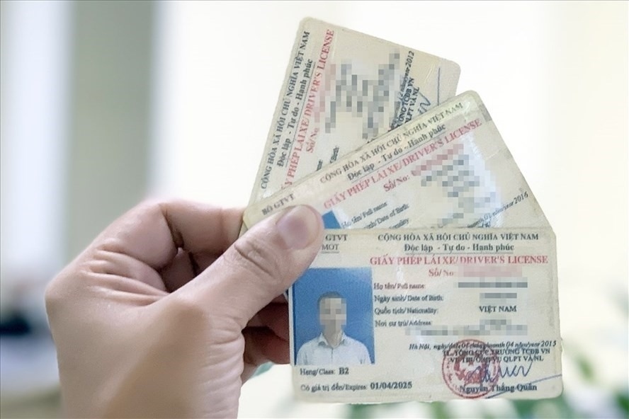 Người dân có cần thiết phải đổi giấy phép lái xe?