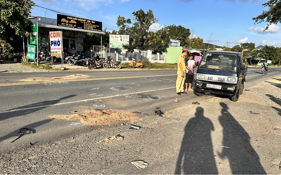 Điều tra vụ tai nạn giao thông ở Bình Thuận khiến 2 vợ chồng tử vong