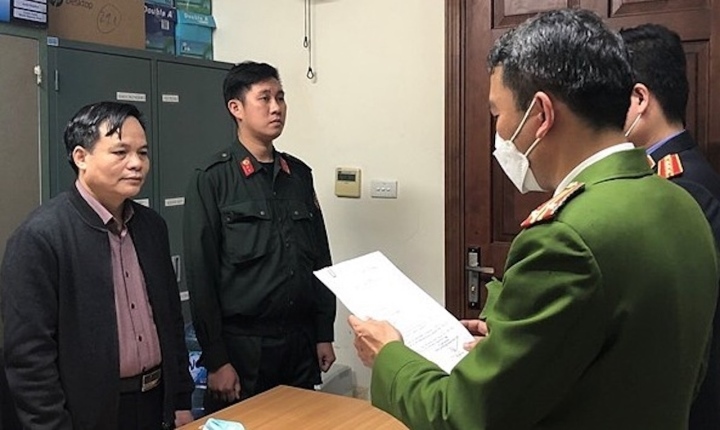 Khi vụ án Việt Á bị phanh phui, Giám đốc CDC Bắc Giang chủ động trả sổ tiết kiệm