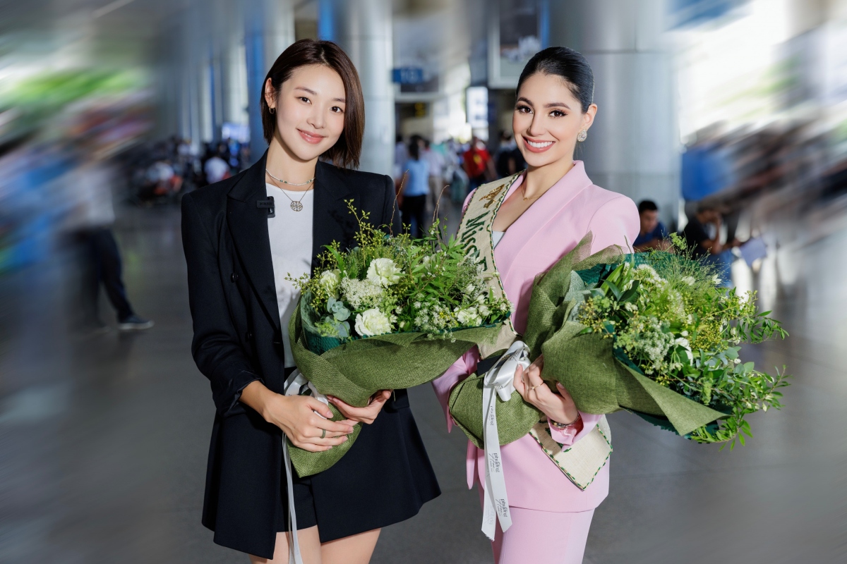 Dàn Hoa hậu Miss Earth 2022 đến Việt Nam