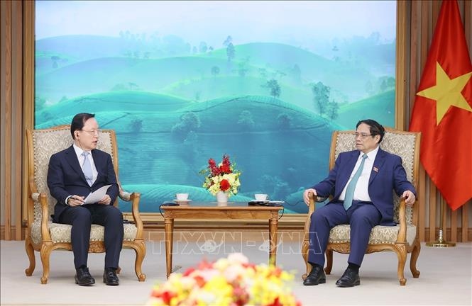 Thủ tướng Phạm Minh Chính tiếp Tổng giám đốc tài chính Tập đoàn Samsung