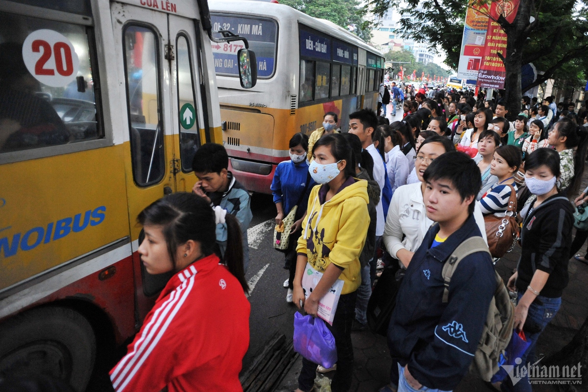 Đề xuất tăng giá vé xe buýt ở Hà Nội từ 1/1/2024