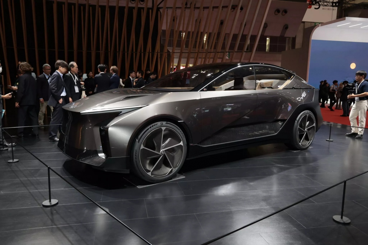 Lexus nhá hàng thiết kế tương lai qua mẫu SUV Concept LF-ZL