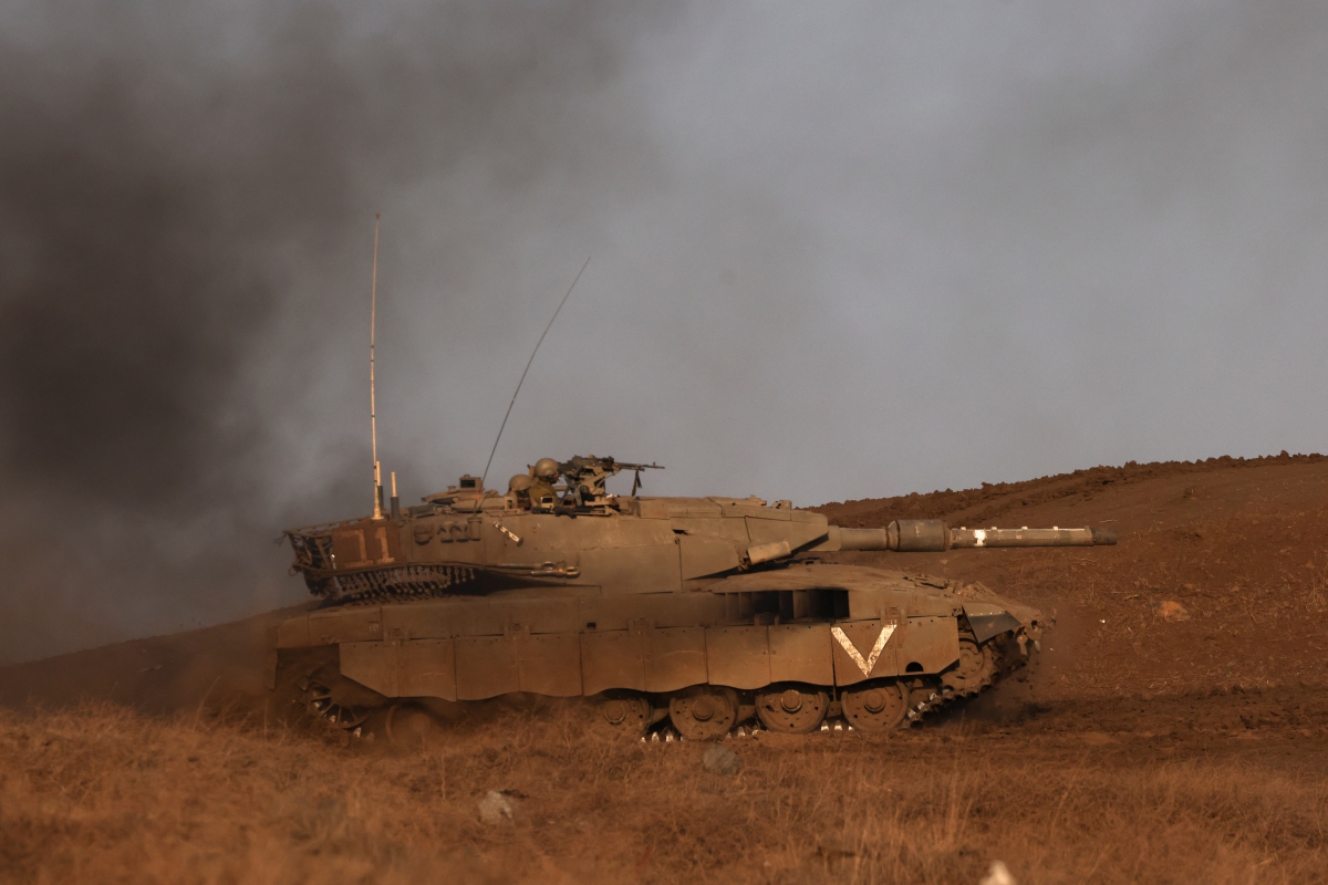 Israel không kích Syria đáp trả việc Cao nguyên Golan bị trúng tên lửa
