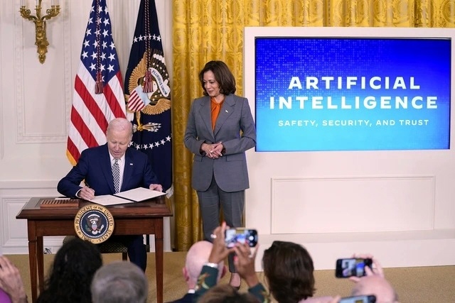 Phó Tổng thống Mỹ Harris kêu gọi hành động trước các mối đe dọa từ AI
