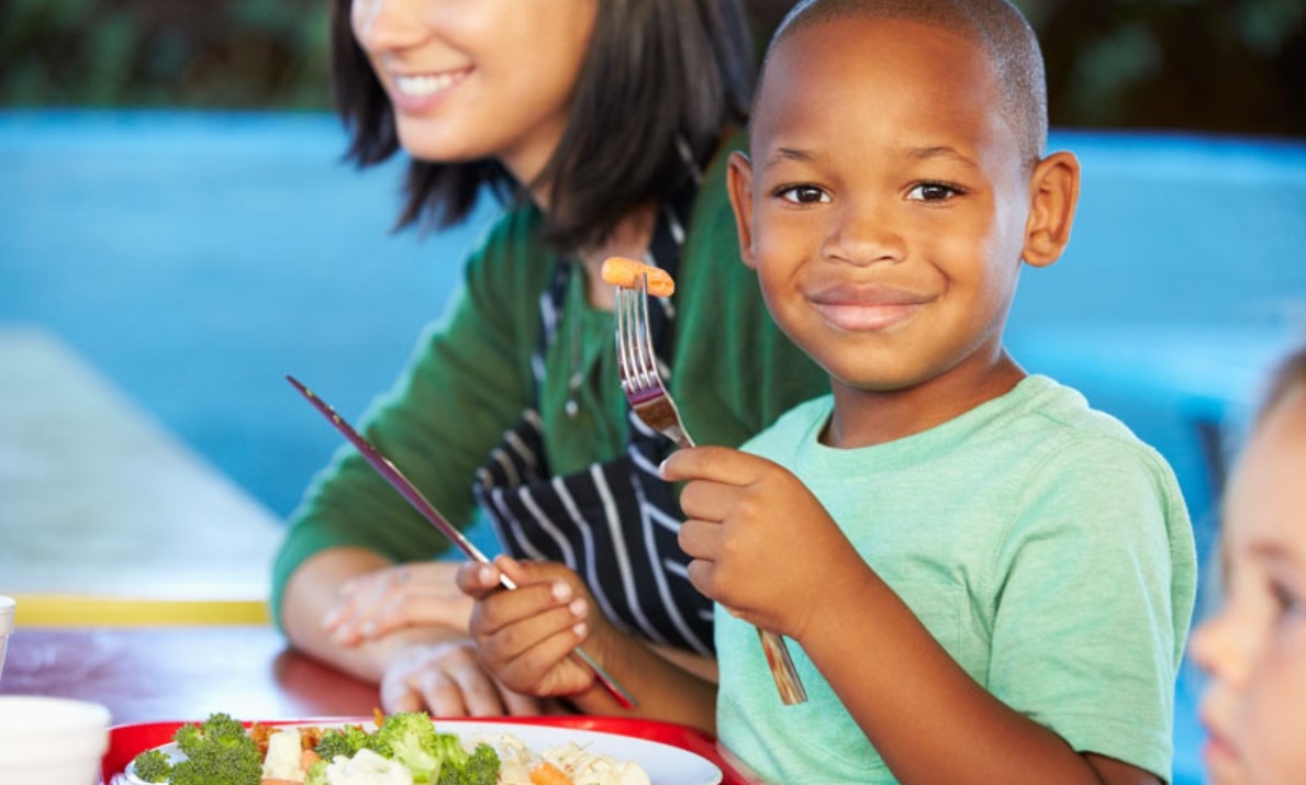 Chế độ ăn uống tốt nhất cho trẻ mắc bệnh tiểu đường tuýp 1 là gì?