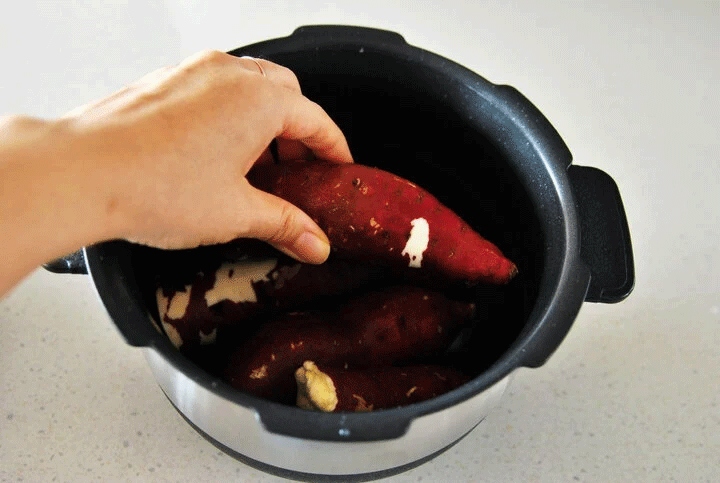 3 cách nướng khoai lang không cần than củi