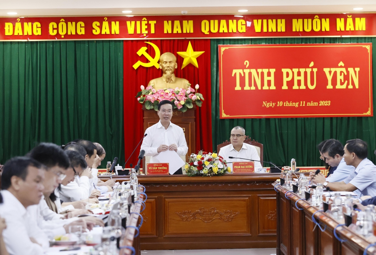 Chủ tịch nước Võ Văn Thưởng làm việc với lãnh đạo chủ chốt tỉnh Phú Yên