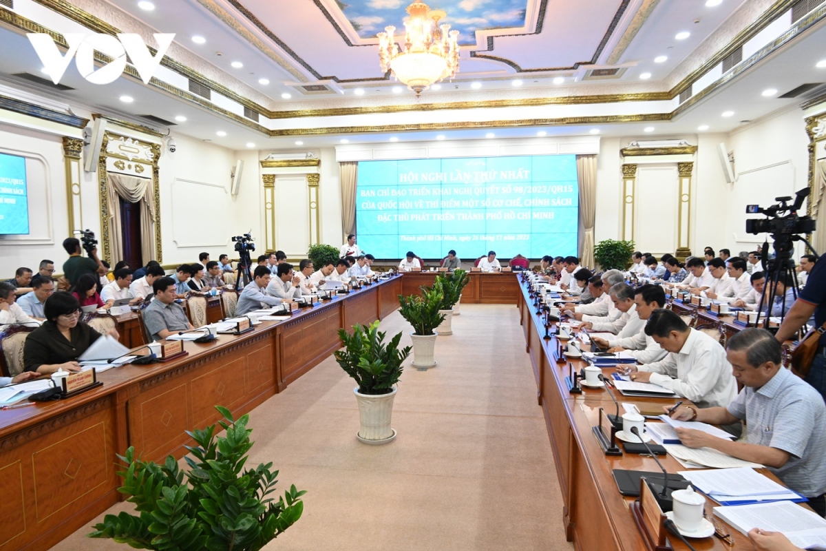 Thủ tướng chủ trì hội nghị về triển khai cơ chế đặc thù phát triển TP.HCM