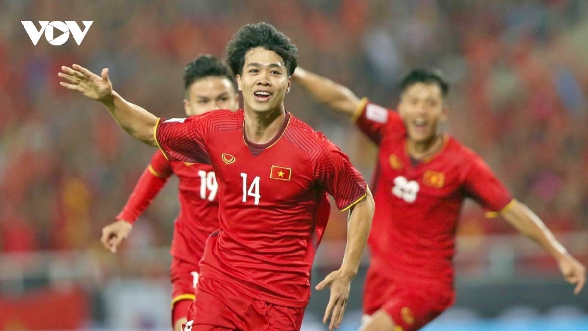 ĐT Việt Nam "mất sạch" hàng tấn công từng thi nhau ghi bàn trước Philippines