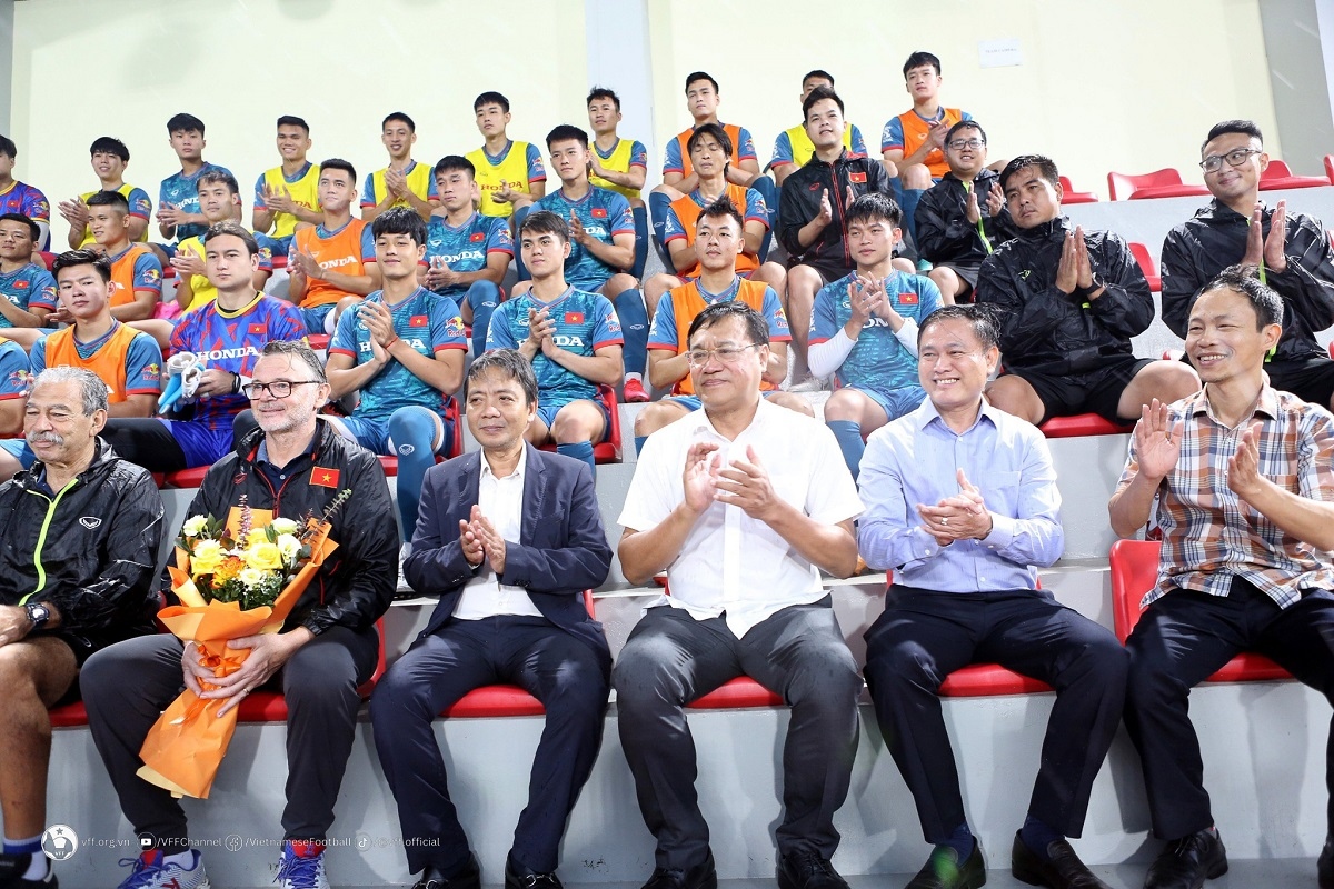 ĐT Việt Nam nhận sự động viên đặc biệt trước ngày đá vòng loại World Cup 2026