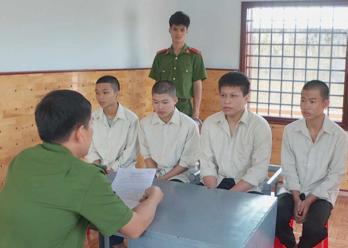 Bắt giam nhóm thanh, thiếu niên để điều tra hành vi “Giết người” tại Đắk Lắk
