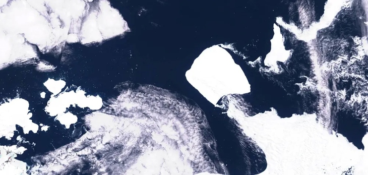 Tảng băng trôi lớn nhất thế giới dịch chuyển lần đầu tiên sau hơn 3 thập kỷ