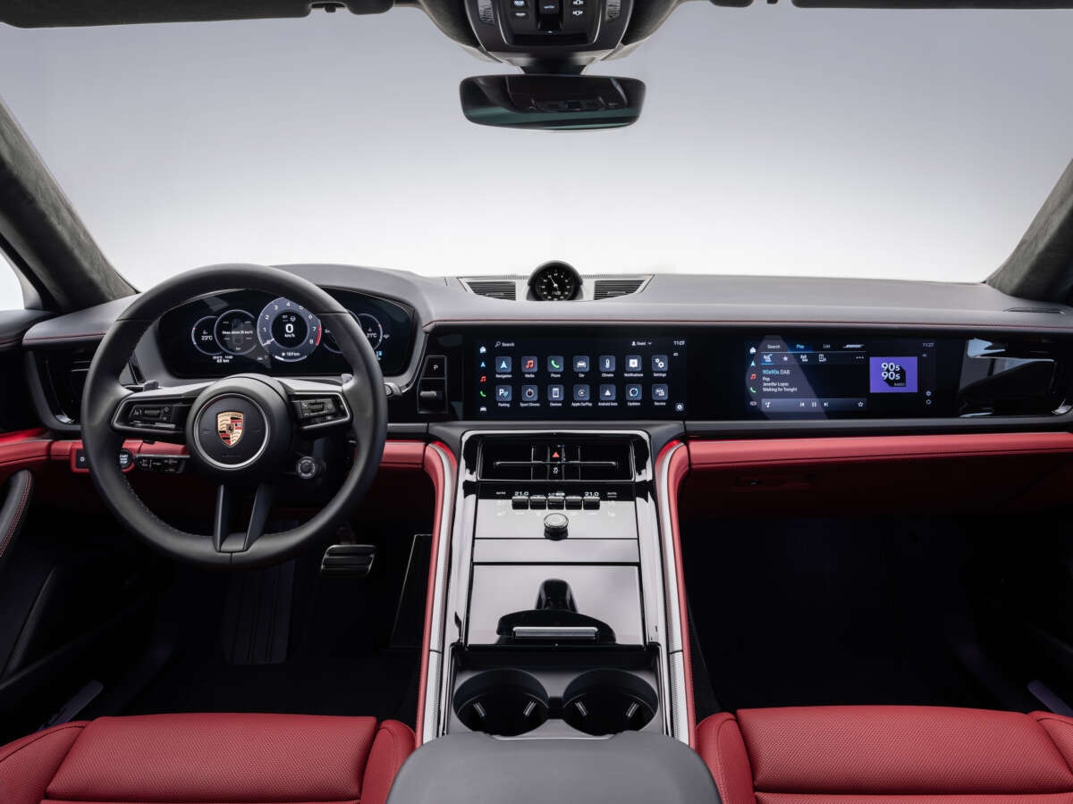 Mê mẩn với nội thất siêu đẹp của Porsche Panamera 2024