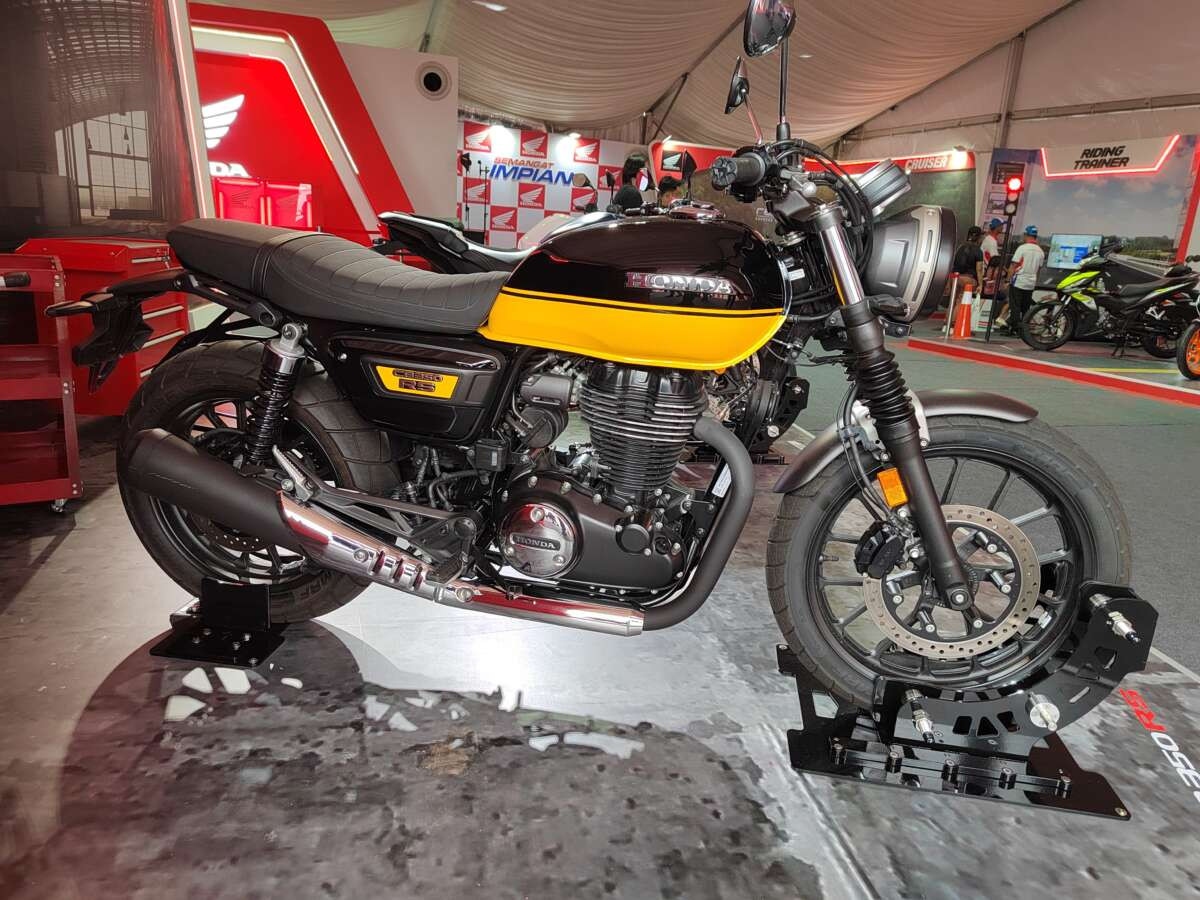 Honda CB350RS lộ diện tại MotoGP Sepang Malaysia