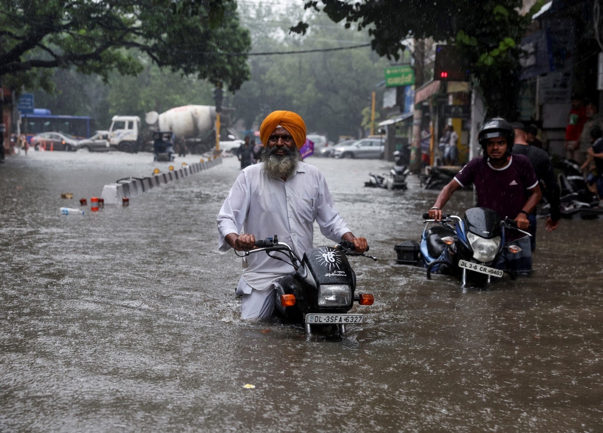 Ít nhất 31 người thiệt mạng do lũ lụt và mưa lớn ở Tamil Nadu, Ấn Độ