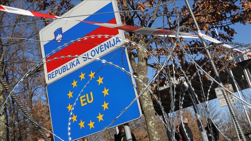 Slovenia tiếp tục mở rộng kiểm soát biên giới với Croatia, Hungary