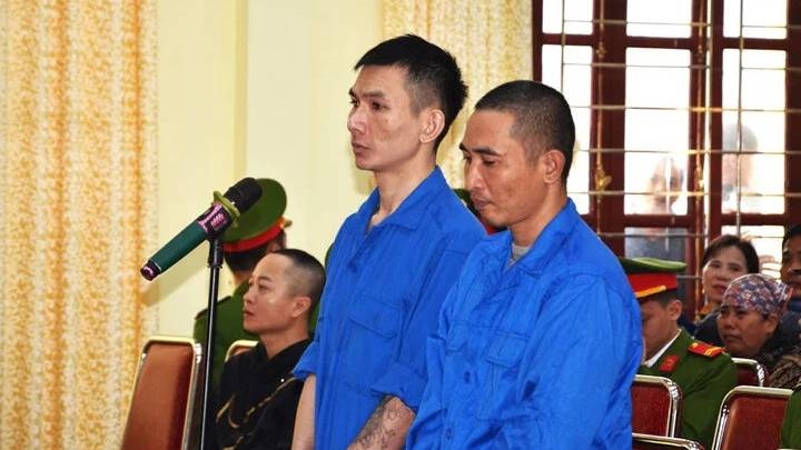 2 kẻ cướp tiệm vàng, nổ súng bắn con trai chủ nhà ở Hải Dương lĩnh án 46 năm tù