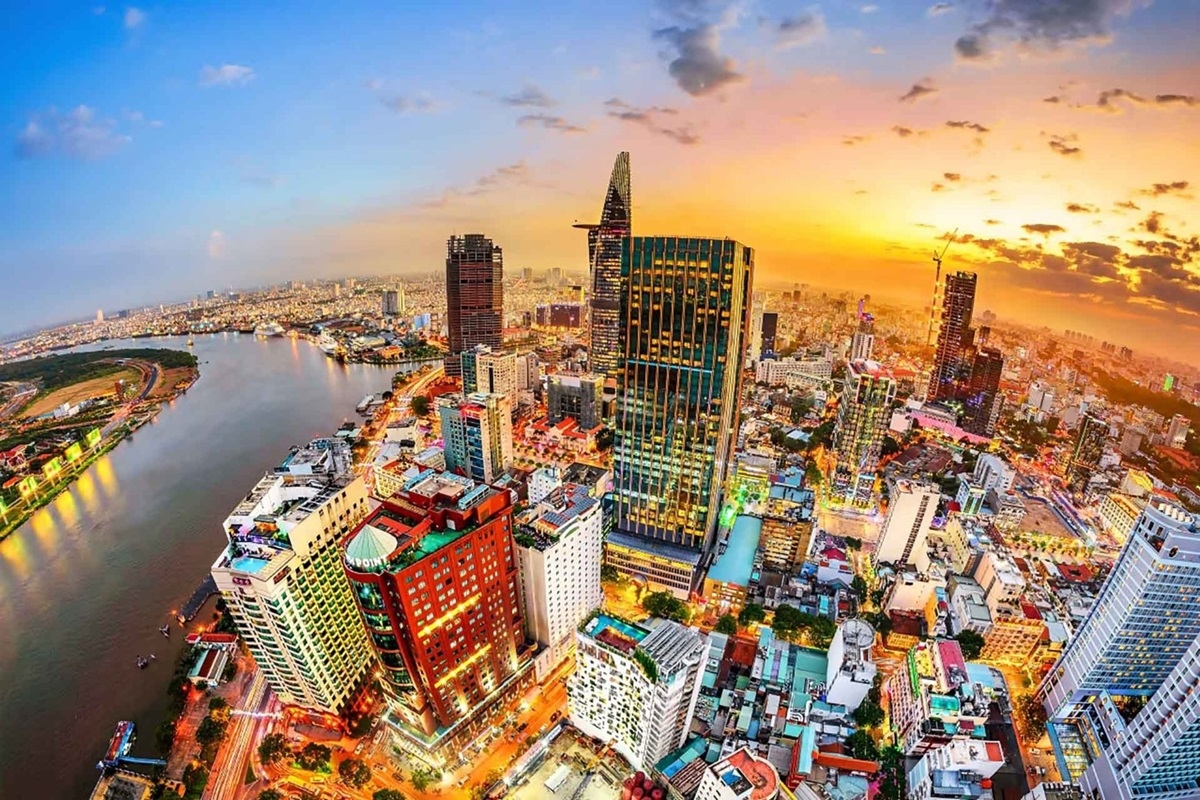Kinh tế Việt Nam 2024: Thách thức đan xen cùng cơ hội tăng trưởng