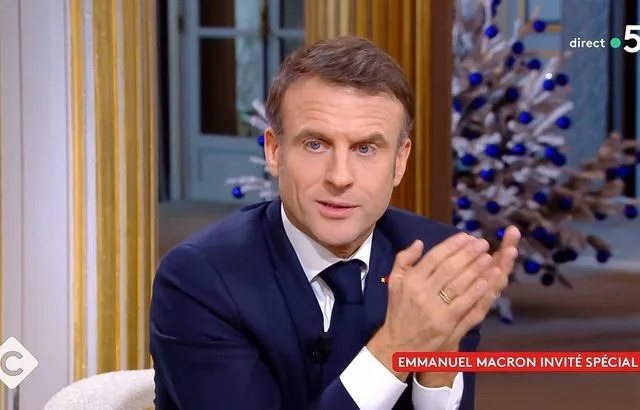 Tổng thống Pháp Macron lên tiếng bảo vệ dự luật nhập cư mới
