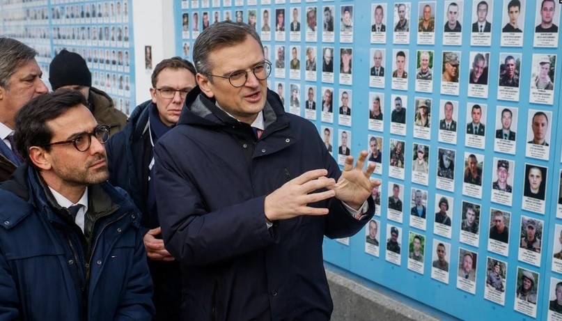 Tân Ngoại trưởng Pháp thăm Ukraine