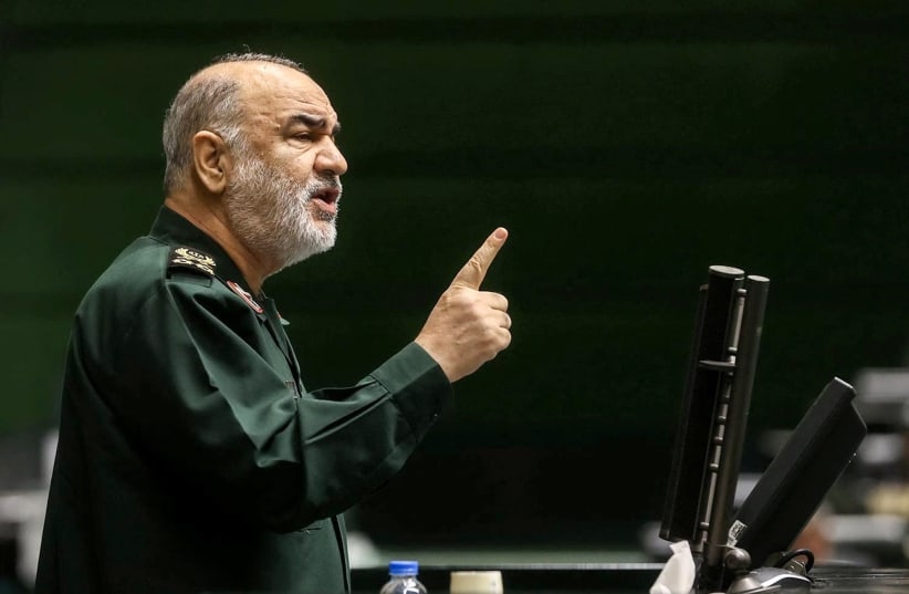 Iran cảnh báo sẽ đáp trả quyết liệt trước bất kỳ cuộc tấn công nào