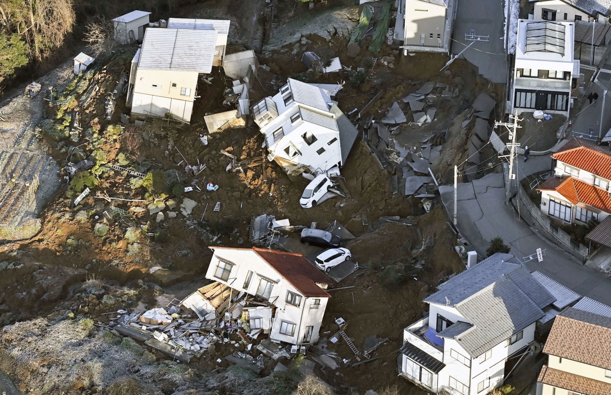 Cảnh tượng ám ảnh sau trận động đất kinh hoàng làm rung chuyển Nhật Bản