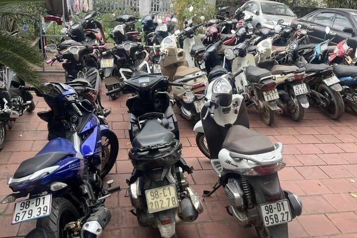 Bắc Giang: Bắt khẩn cấp kẻ cho vay lãi nặng, thu giữ 53 xe máy và ô tô