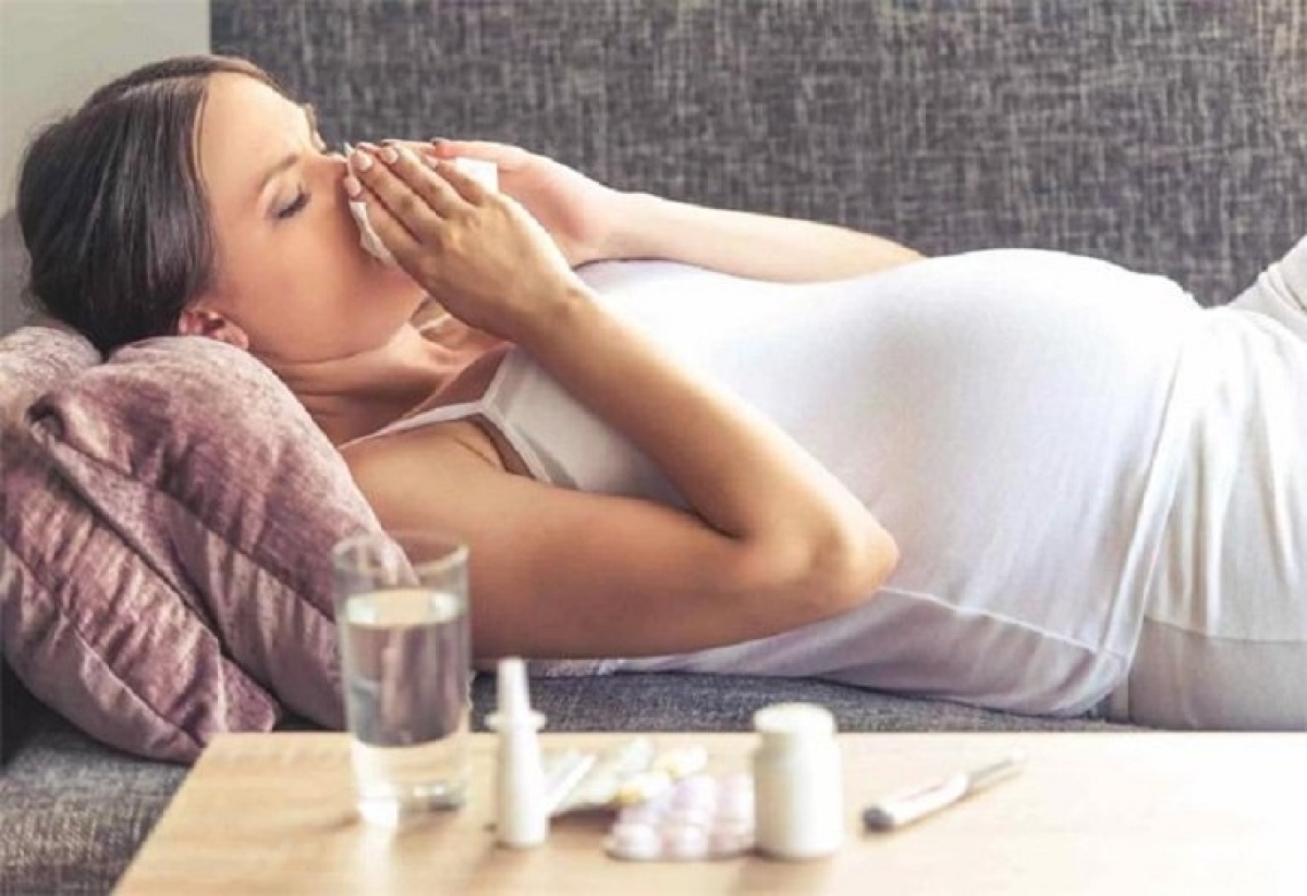 Có nên tiêm phòng vaccine cúm khi đang mang thai?