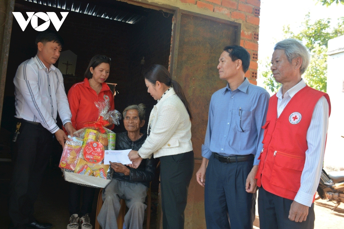 Lào Cai hỗ trợ ăn Tết cho gần 35.000 hộ nghèo và hộ mới thoát nghèo