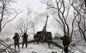 Chiến đấu cơ Nga phóng tên lửa không điều khiển phá hủy cứ điểm Ukraine