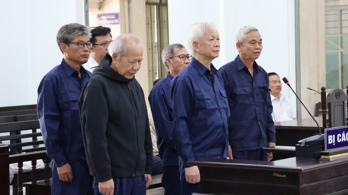 Cựu Chủ tịch tỉnh Khánh Hòa hầu tòa lần thứ 4 liên quan vụ giao "đất vàng"